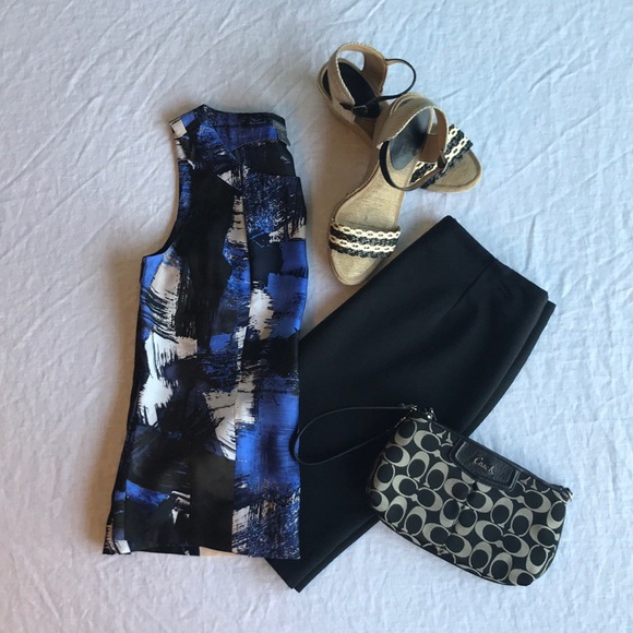 ❌SOLD❌ Lands' End Petite Pencil Skirt - Picture 2 of 4